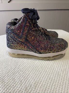 YRU Qozmo Aiire Multi-Color Glitter Hologram Light Up Platform Sneakers US8 EU39